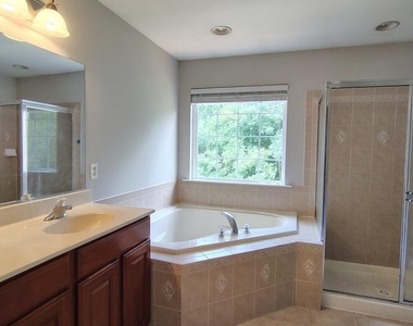 1627 Trestle Street - Photo Thumbnail 21
