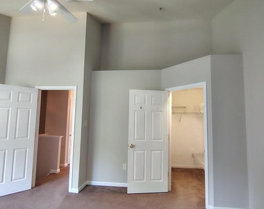 1627 Trestle Street - Photo Thumbnail 20