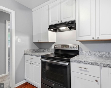 6743 Amherst Road - Photo Thumbnail 9
