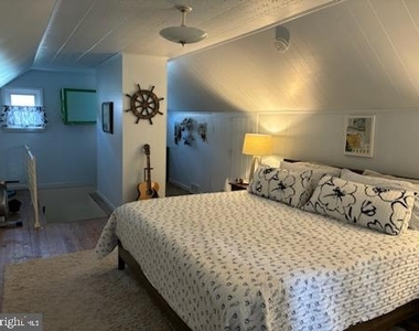 1117 Arran Road - Photo Thumbnail 8