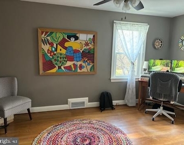 1117 Arran Road - Photo Thumbnail 5