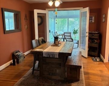 1117 Arran Road - Photo Thumbnail 2