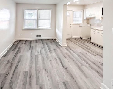 433 Grovethorn Road - Photo Thumbnail 13
