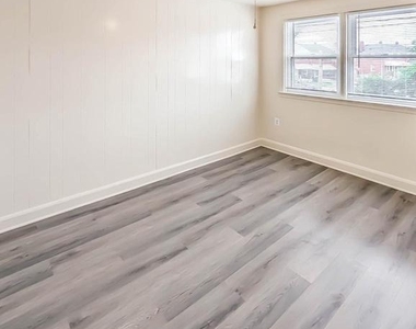 433 Grovethorn Road - Photo Thumbnail 34