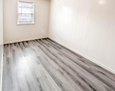 433 Grovethorn Road - Photo Thumbnail 36