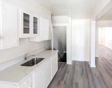 433 Grovethorn Road - Photo Thumbnail 12