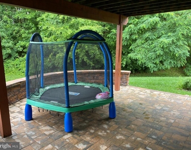 17 Hidden Cove Court - Photo Thumbnail 11