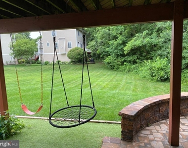 17 Hidden Cove Court - Photo Thumbnail 12