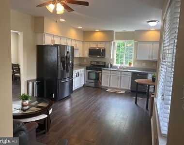 17 Hidden Cove Court - Photo Thumbnail 17