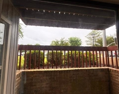 1260 Sugarwood Circle - Photo Thumbnail 11