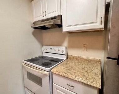 1260 Sugarwood Circle - Photo Thumbnail 6