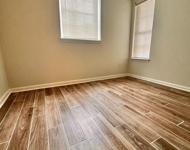 1260 Sugarwood Circle - Photo Thumbnail 1