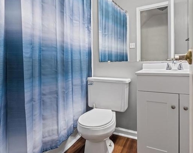 6957 Rockfield Road - Photo Thumbnail 10