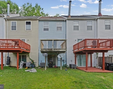 6957 Rockfield Road - Photo Thumbnail 18