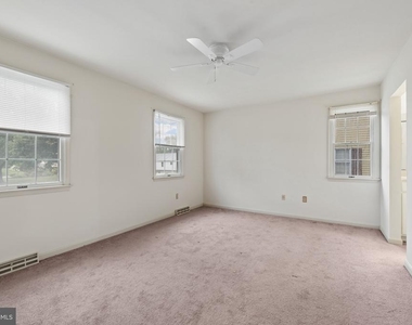 2001 Vista Lane - Photo Thumbnail 19