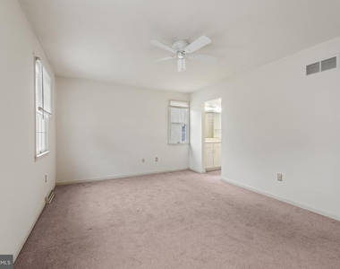 2001 Vista Lane - Photo Thumbnail 20