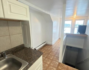 4833 Belair Road - Photo Thumbnail 9