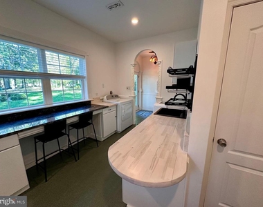1012 S Creek View Ct. - Photo Thumbnail 13