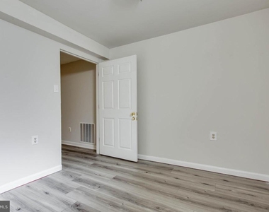 8125 Gray Stone Lane - Photo Thumbnail 38