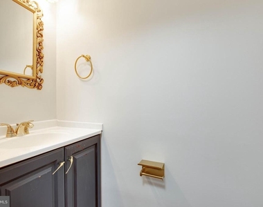 8125 Gray Stone Lane - Photo Thumbnail 5