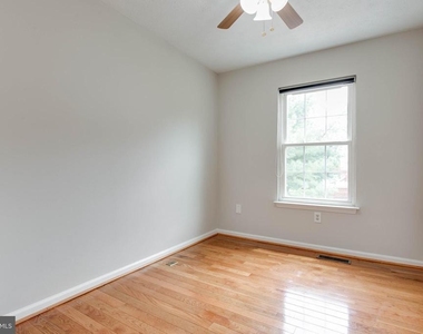8125 Gray Stone Lane - Photo Thumbnail 26