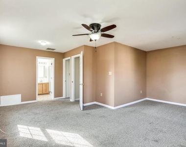 2018 Cooper Point Court - Photo Thumbnail 13