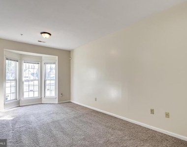 2018 Cooper Point Court - Photo Thumbnail 7