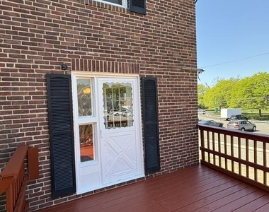 54 Madison Drive - Photo Thumbnail 10