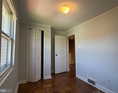 54 Madison Drive - Photo Thumbnail 23