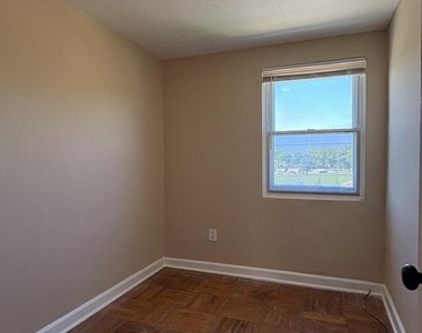 54 Madison Drive - Photo Thumbnail 24