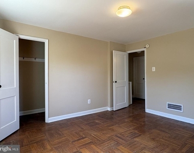 54 Madison Drive - Photo Thumbnail 18