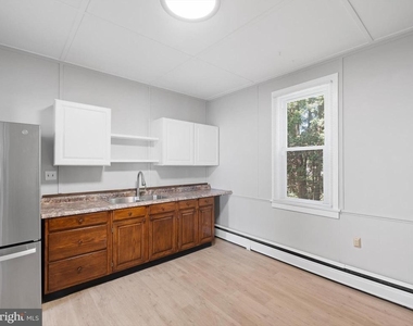 114 Baldt Ave - Photo Thumbnail 9