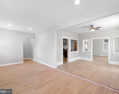 114 Baldt Ave - Photo Thumbnail 6