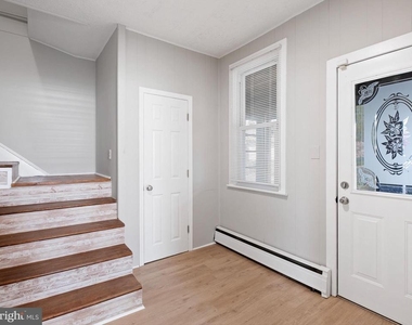 114 Baldt Ave - Photo Thumbnail 1