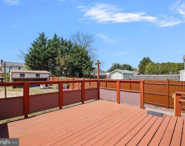 114 Baldt Ave - Photo Thumbnail 17