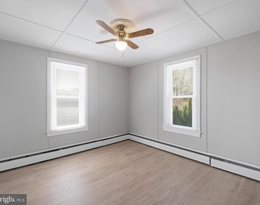 114 Baldt Ave - Photo Thumbnail 10