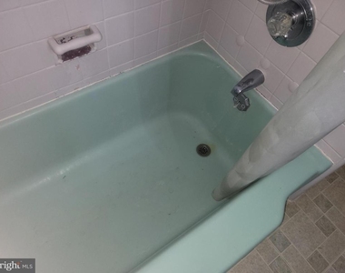 832 Evanson Road - Photo Thumbnail 14