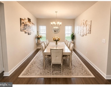 805 Llanelli Drive - Photo Thumbnail 16