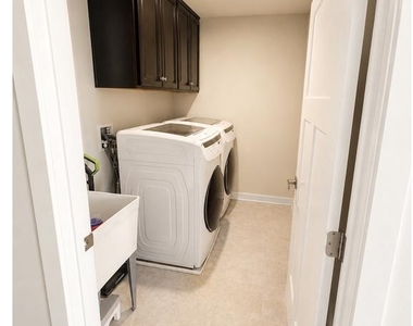 805 Llanelli Drive - Photo Thumbnail 32