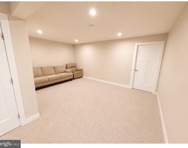 805 Llanelli Drive - Photo Thumbnail 43