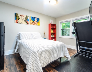 5053 Sheriff Road Ne - Photo Thumbnail 11