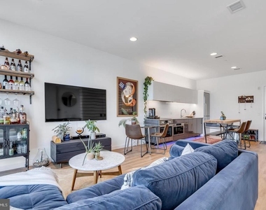57 N Street Nw - Photo Thumbnail 4