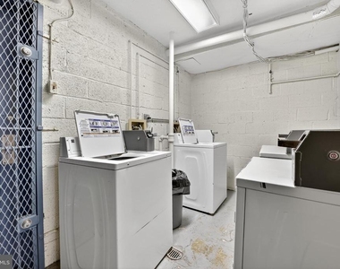 1010 G Street Ne - Photo Thumbnail 10