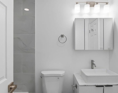 1028 Kenyon Street Nw - Photo Thumbnail 16