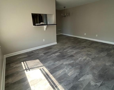 705 Brandywine Street Se - Photo Thumbnail 5
