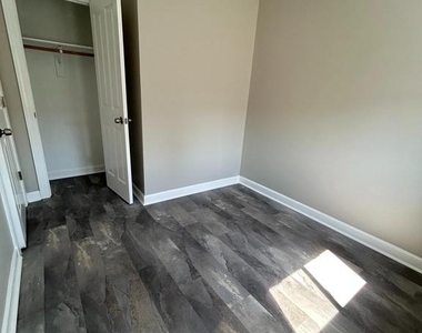 705 Brandywine Street Se - Photo Thumbnail 9