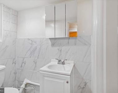 4605 Georgia Avenue Nw - Photo Thumbnail 20