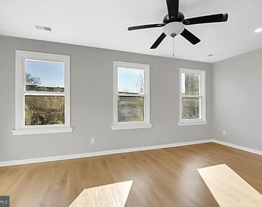 727 Otis Place Nw - Photo Thumbnail 16