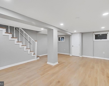 727 Otis Place Nw - Photo Thumbnail 8