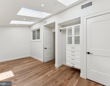 1508 21st Street Nw - Photo Thumbnail 5